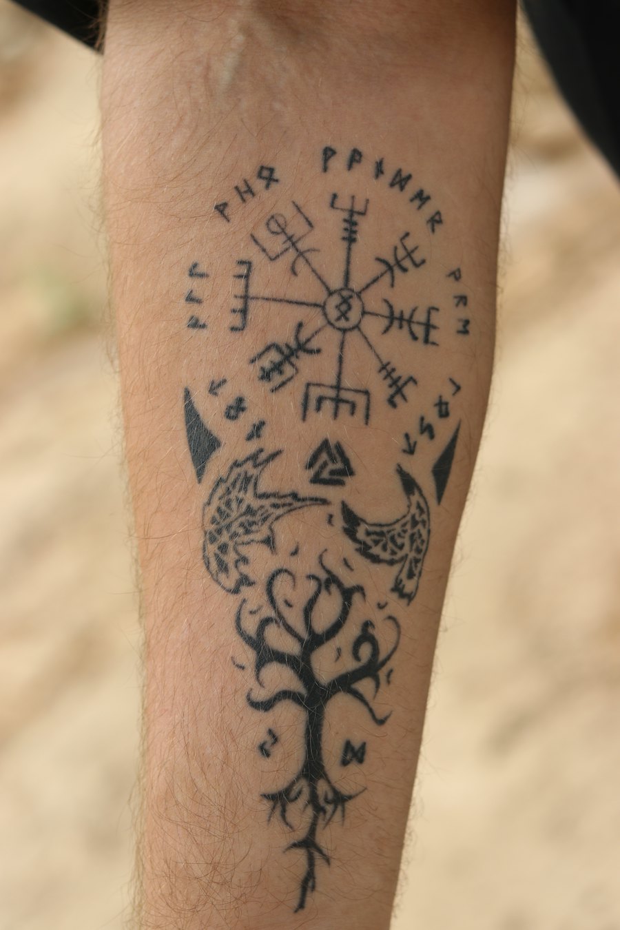 Geometrik blackwork